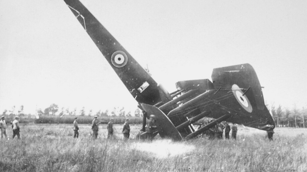 6 FACTORS THAT WILL HELP MANAGE A SOCIAL MEDIA CRISIS