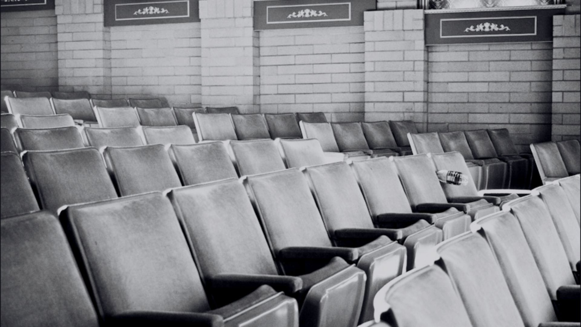 AMC THEATRES LEADS WITH INNOVATIVE SHAREHOLDER ENGAGEMENT